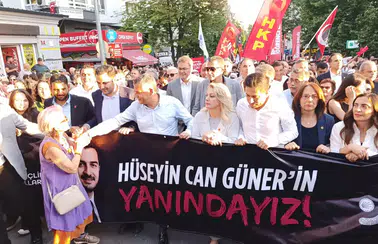 Başkentte Adalet Yürüyüşü! Özgür Özel 'Partimizin evladına sahip çıkmaya geldik'