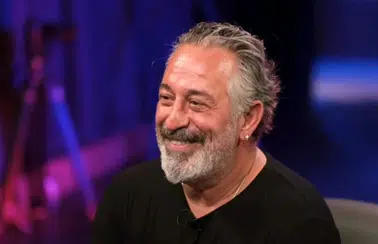 Cem Yılmaz Hastaneye Kaldırıldı!
