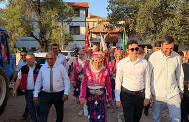 Antalya İbradı'da Geleneksel Coşku! 59. Ormana Üzüm Festivali Gerçekleştirildi