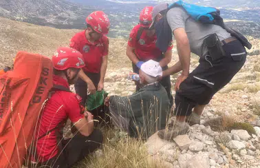 Kaş'ta Kaybolan Vatandaşı JAK Ekipleri Buldu
