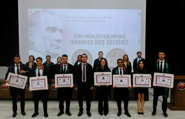 Antalya Barosu'nda Genç Avukatların Ruhsatname Heyecanı