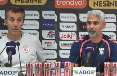 Antalyaspor-Sivasspor Maçının Ardından Teknik Direktörlerden Çarpıcı Açıklamalar