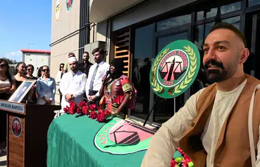 Sınır Dışı Edilmekten Kurtardığı Kongolu Öğrenciden Ahmet Çevik'e Veda