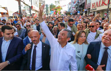 Özgür Özel'den Tekirdağ'da "Doğru Taraf" Vurgusu: "Milletin Tarafındayız"
