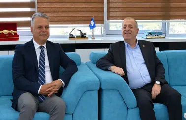 Muratpaşa Belediyesi Ziyareti Sonrası Ümit Özdağ’dan “Düşman Ceza Hukuku” Çıkışı