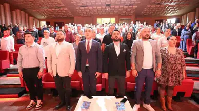 Kepez’de Cumhuriyet Gecesi Notalarla Duygulara Dokundu!