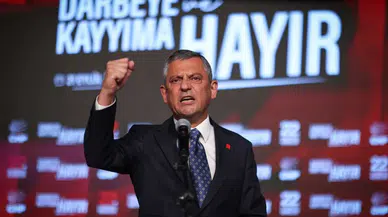 CHP'de Özgür Özel Yeniden Genel Başkan!