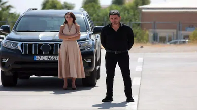 O Dizi Yine Zirveye Oturdu! İzleyenler Ekrana Kitlendi!