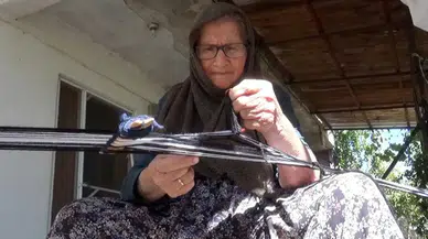 Döşemealtı’nda Elif Nine Yörüklerin Kolan Dokuma Geleneğini Yaşatıyor
