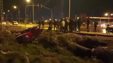 Hatay’da Aynı İstikametteki İki Araç Çarpıştı! 3 Yaralı