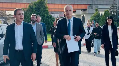 TÜRSAB Genel Kurulu’nda 8 Milyon Liralık Kitap Protestosu!