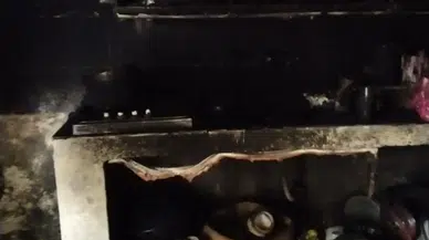 Hatay’da Küle Dönen Evden Bakın Nasıl Kurtuldular?