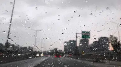 Adana’da Kuvvetli Yağış Gün Boyu Sürecek: Meteoroloji Uyardı!