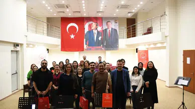 Antalya’da “Ay Yıldız Türk Halk Müziği Korosu” Kuruldu