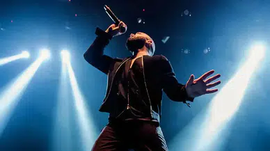 Berkay’dan Antalya’ya Yeni Yıla Sürprizi! Düet Büyük Alkış Aldı