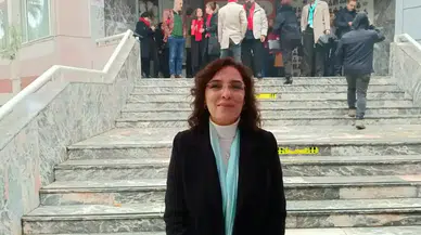 Antalya Mimarlar Odası'nda "Mavi" Zafer: Yeni Başkan Fatma Gül Yalçınkaya!
