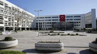 Antalya Büyükşehir Halk Süt, Halk Mama ve Ramazan Kolisi Dağıtıyor!