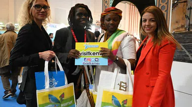 Büyükelçi’den Kemer standına ziyaret