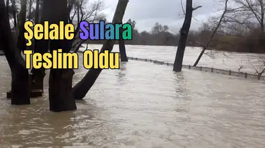 Dev Debi Manavgat Şelalesi’ni Sulara Gömdü