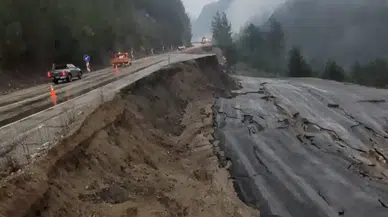 Adana’da Helikopter Pisti Ortadan İkiye Ayrıldı!
