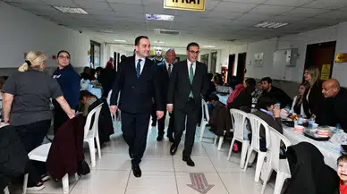 Antalya Adliyesi'nde dev sofra: Yargı mensupları omuz omuza verdi!