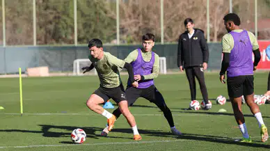 Alanyaspor'dan Galatasaray Öncesi Son Prova: Taktik Tahtası Kuruldu!