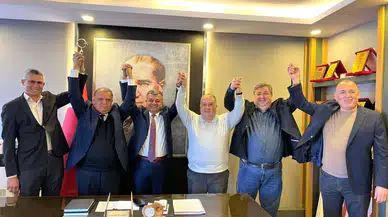 Adlıhan Dere'nin koltuğunu sarsan 'birlik' pozu