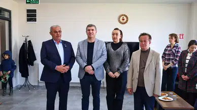 Burdur’da Gönüllü Kuaförlerden Engelli Bireylere Moral Dokunuşu