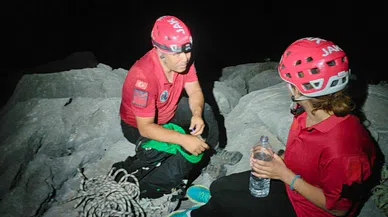 Antalya'da antik kentte mahsur kalan şahıs kurtarıldı