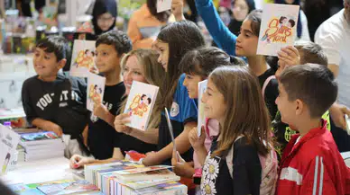 Kepez Kitap Fuarı Kapılarını Açıyor: Yazarlar Antalyalılarla Buluşacak