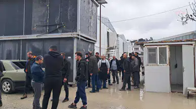 Hatay'da Toki İşçilerinden Maaş İsyanı: "emek Var, Ücret Yok!"