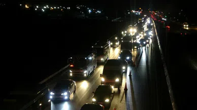 TEM’deki çalışması D-100'e yansıdı: Uzun araç kuyrukları oluştu  