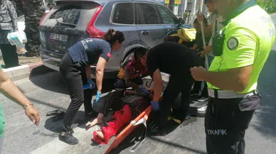 YAYA GEÇİDİNDE OTOMOBİL ÇARPTI FERYAT ETTİ