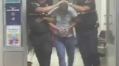 ZEYTİN HAVUZUNDA ÇIPLAK SEPETLEME "EĞLENCEYMİŞ"