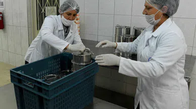 Muratpaşa’da ihtiyaç sahiplerinin yanında