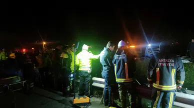 Otomobil kanala düştü: 1 ölü