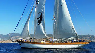 Bodrum'da 150 tekne ve bin 500 yarışçı denize yelken açtı