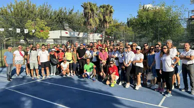 Muratpaşa'da Tenis Heyecanı