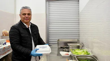 Muratpaşa’dan ücretsiz okul yemeği