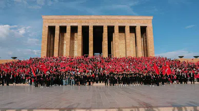 Bahçeşehir'liler Anıtkabir'de buluştular
