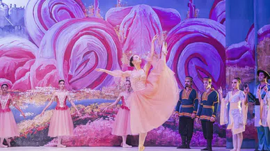    ‘FINDIKKIRAN’ BALESİ SAHNEDE