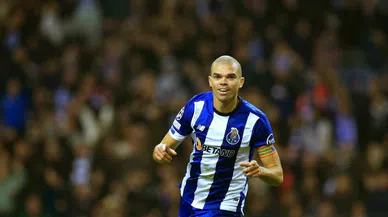 Şampiyonlar Ligi'nde gol atan en yaşlı futbolcu oldu