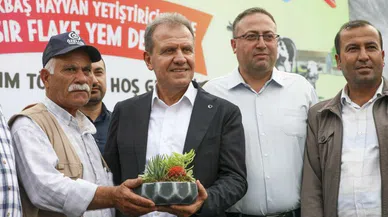 Mersin büyükşehir belediyesi Tarsus'taki üreticilere yem desteği sağladı