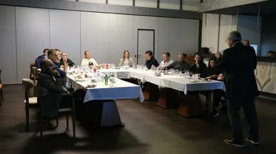 DOSABSİAD yönetimi ekonomik geleceğe ışıkları yakıyor!