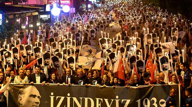 Muratpaşa’da binler Ata’ya Saygı yürüyüşünde bir araya geldi