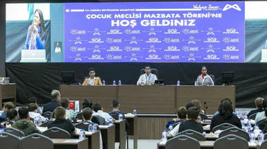 Mersin'de 100. yıla özel çocuk meclisi kuruldu