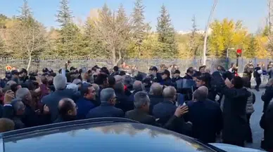 Meclis'e yürümek isteyen Aleviler’e polis müdahalesi