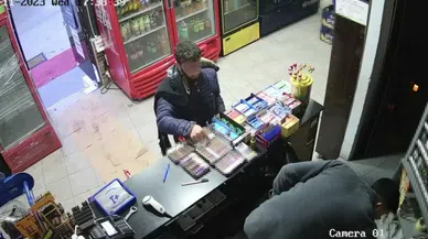 Market sahibi puro hırsızını bekliyor