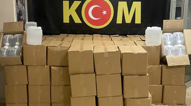 Antalya'da 7 bin litre kaçak alkol ele geçirildi