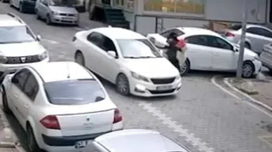 Sokakta yürüyen kadını elle tac*z etti!